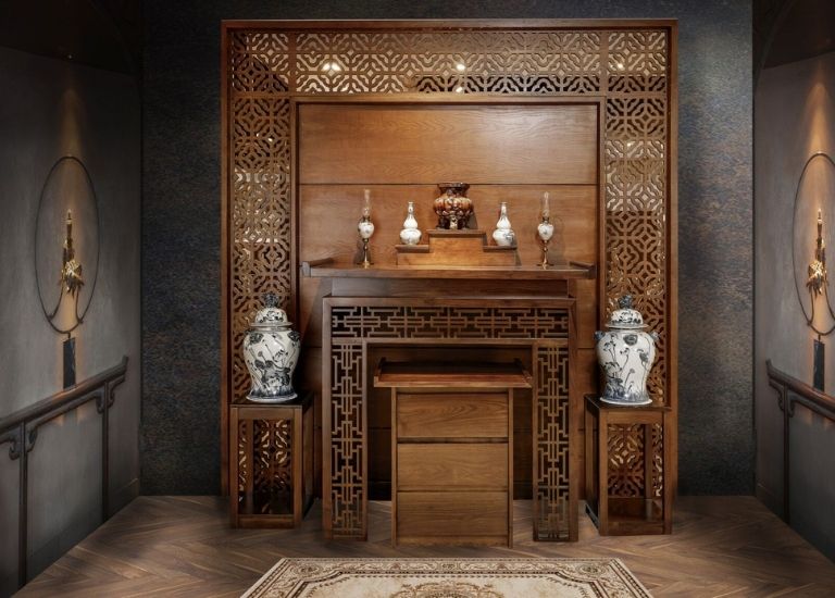 Kích thước bàn thờ treo tường thông dụng và mang ý nghĩa phong thuỷ tâm linh giúp cho gia đạo luôn được sống trong an yên và hạnh phúc như  41*61, 48*69, 48*81, 48*89 và 61*107