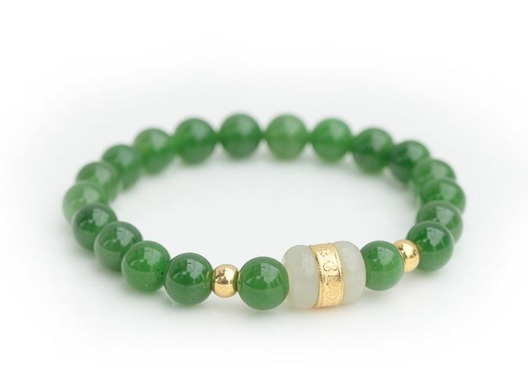 Vòng tay đá phong thủy cho nam mạng Giáp Thìn