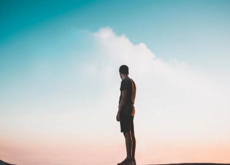 Nhìn chung, đa số người tuổi Ngọ đều có cuộc sống không mấy bình yên