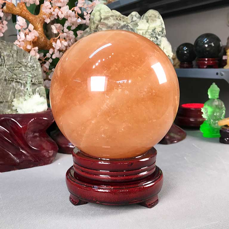 Qua cau ngoc hoang long