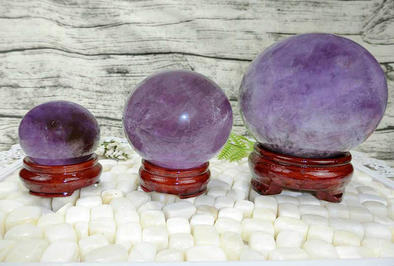 Qua cau thach anh tim