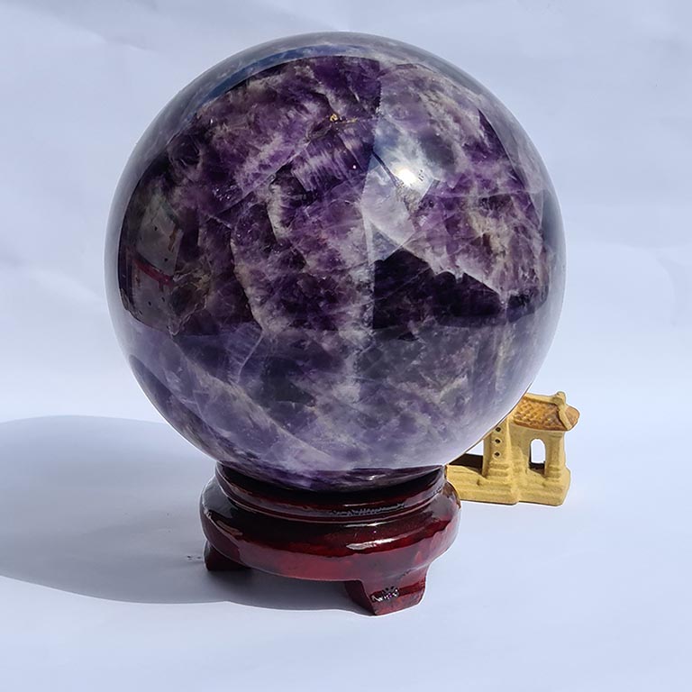 Qua cau thach anh tim