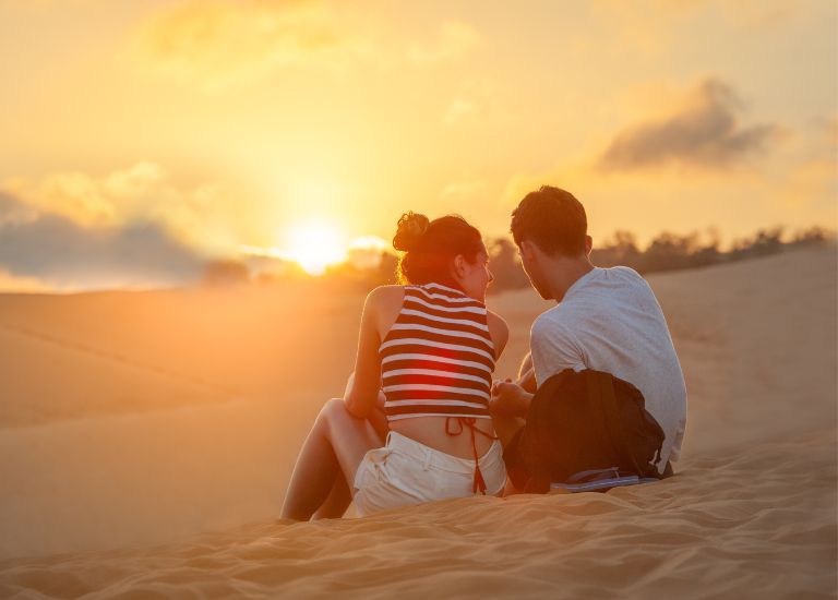 Nam mạng Mậu Thân nên kết đôi vơi các tuổi các tuổi: Kỷ Dậu, Đinh Tỵ, Đinh Mùi, Quý Sửu, Ất Mão và Ất Tỵ.