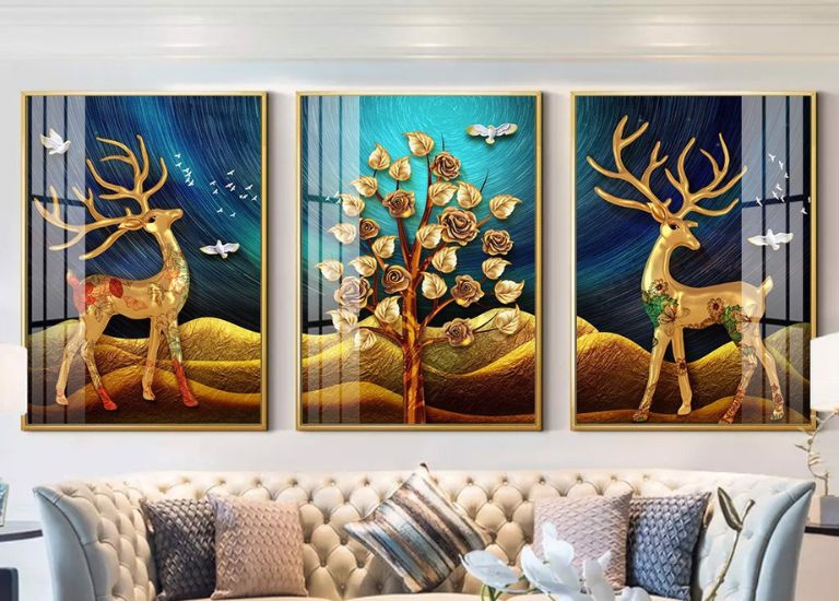 Bên cạnh việc trang trí, tranh phong thuỷ còn giúp cho những gia chủ mệnh Kim được bình an, luôn may mắn, hút nhiều tài lộc, vượng khí để thành công trong cuộc sống.