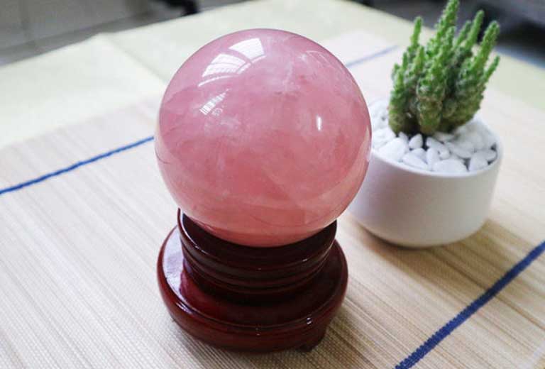 cach dat qua cau phong thuy