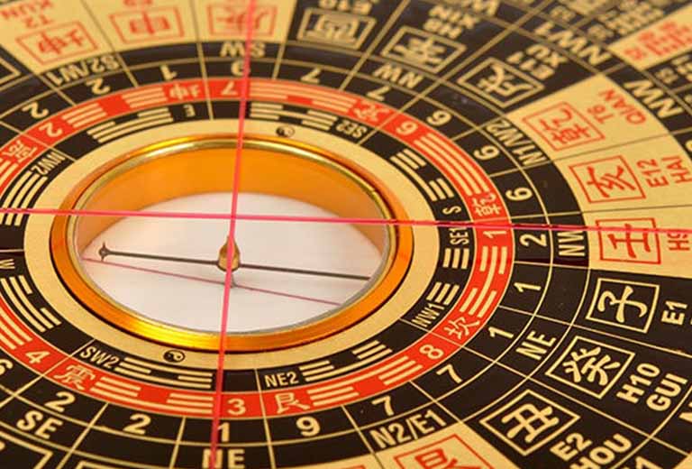 tuong phat di lac tren ban tho than tai sinh khi