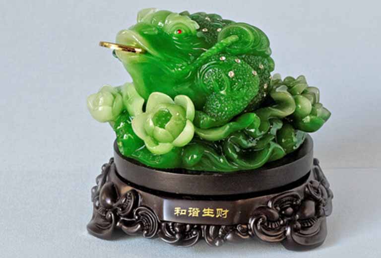 cach dat coc ngam tien tren ban tho than tai