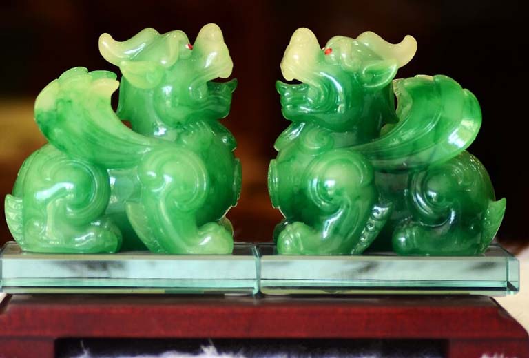 ty huu phong thuy menh moc