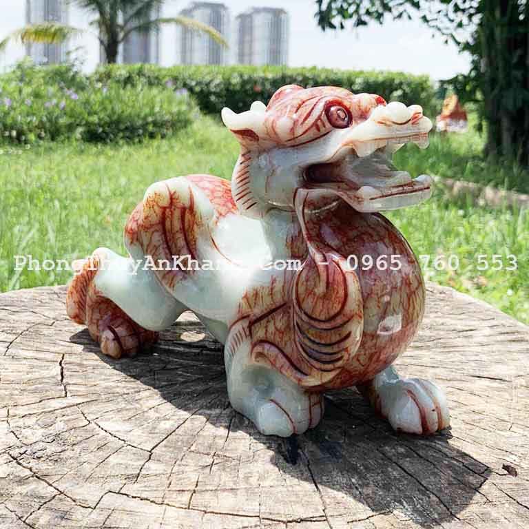 Ty huu phong thuy thich hop de phong khach