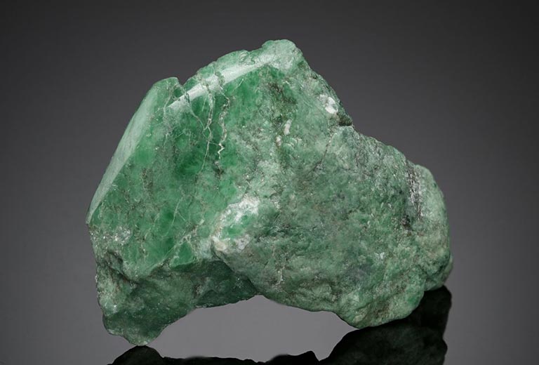 da phong thuy ngoc bich 