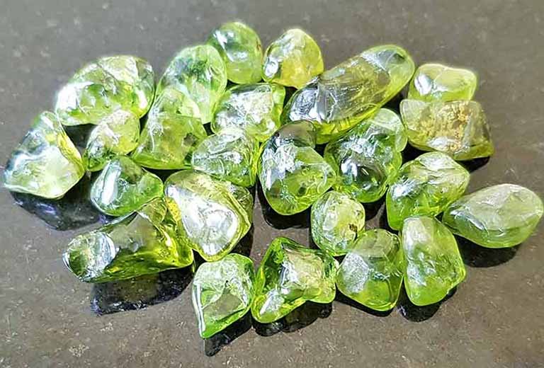 da phong thuy peridot