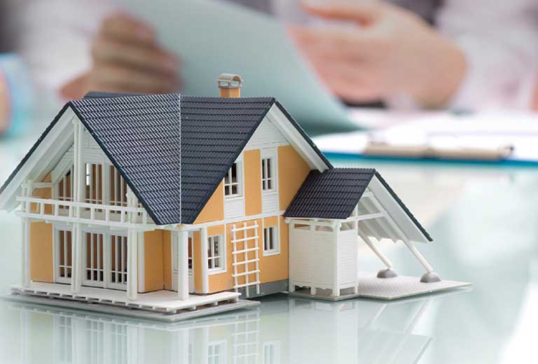 kieng ky mua nha trong thang co hon