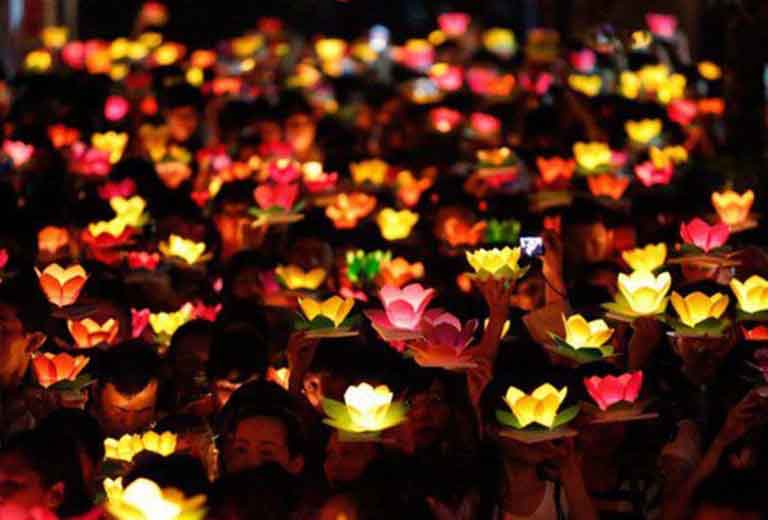 nhung luu y khi doc van khan ram thang 7