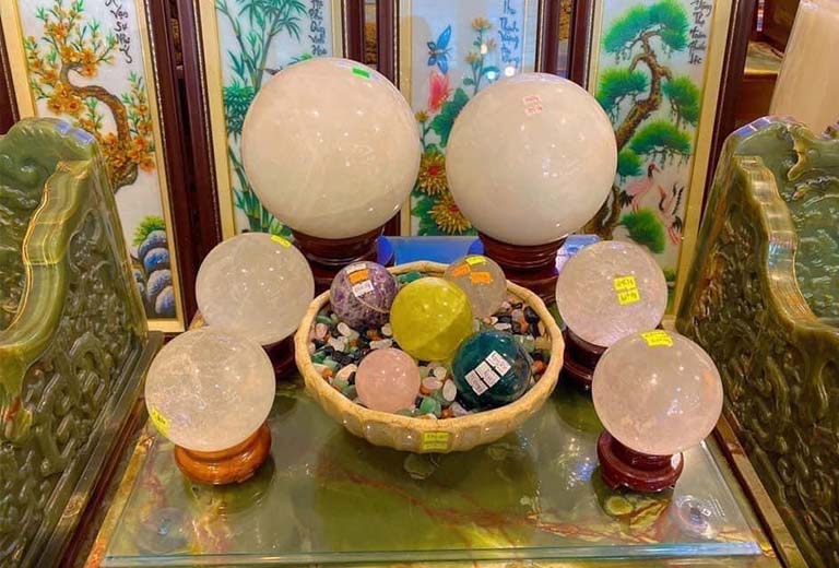 da phong thuy cho tuoi nham than