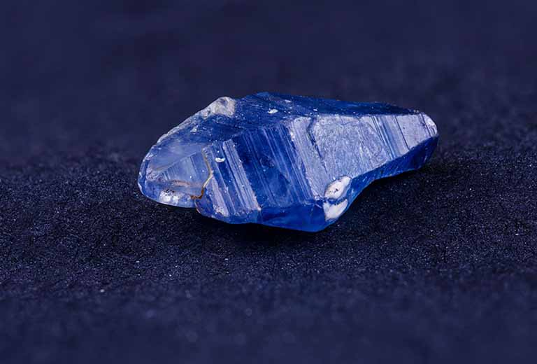 da sapphire xanh duong