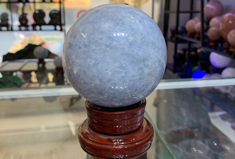 qua cau da aquamarine