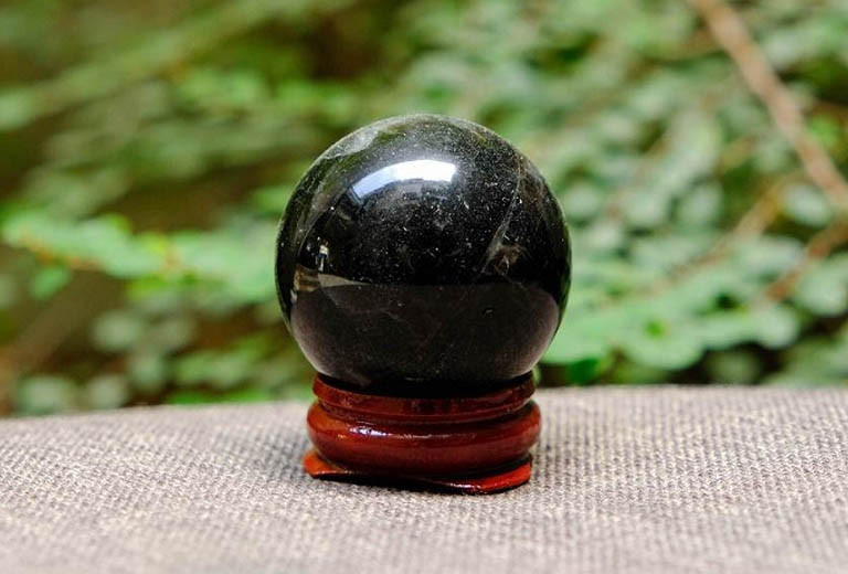 qua cau da nui lua den