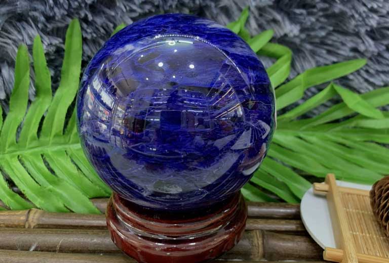 qua cau da nui lua xanh duong