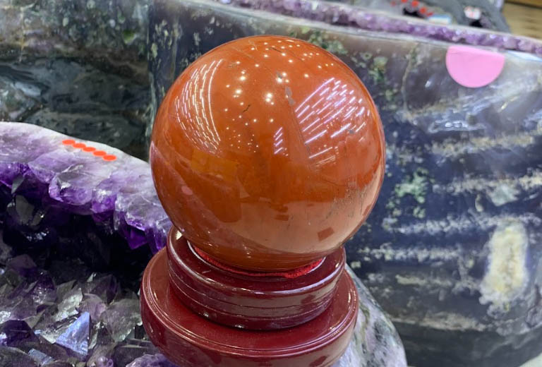 qua cau phong thuy ngoc bich do