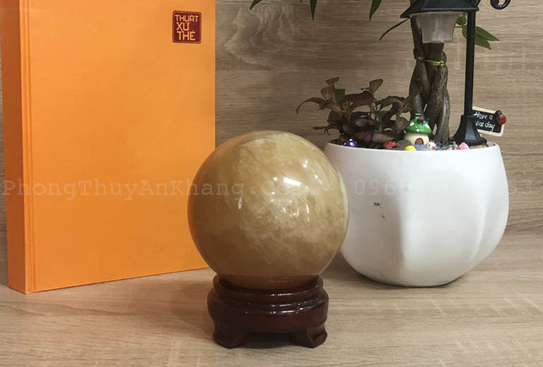 qua cau phong thuy ngoc hoang long