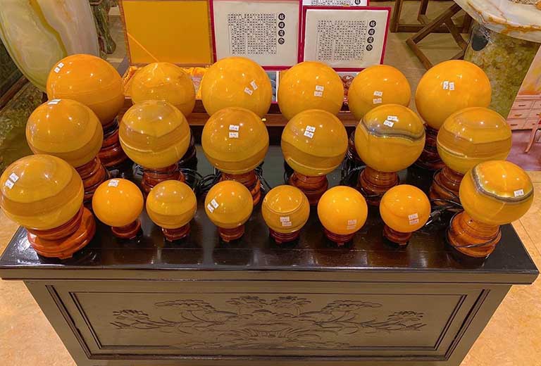 qua cau ngoc hoang long