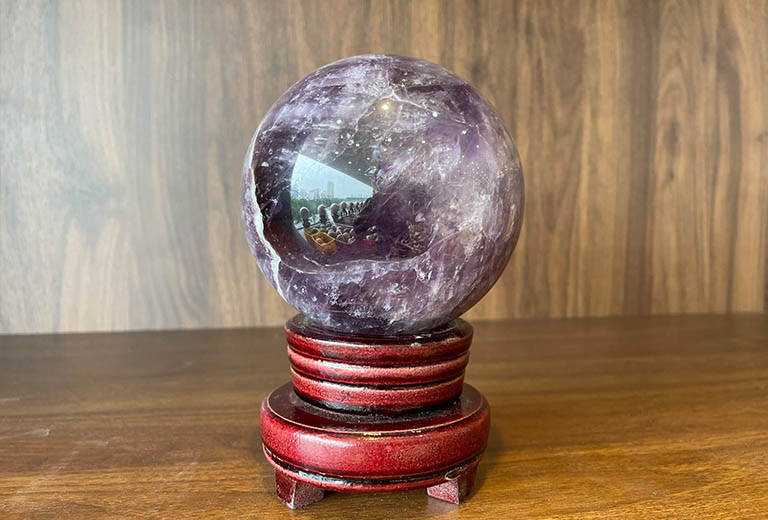 qua cau thach anh tim