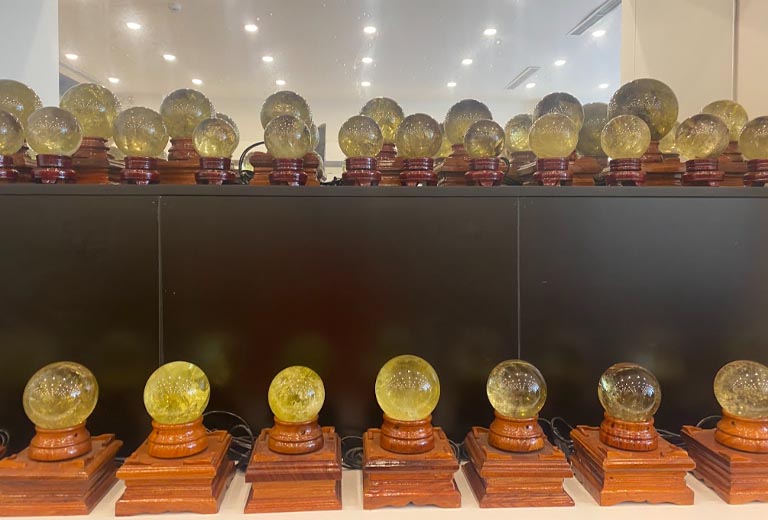 qua cau thach anh vang