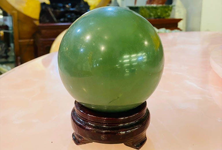 qua cau phong thuy thach anh xanh la