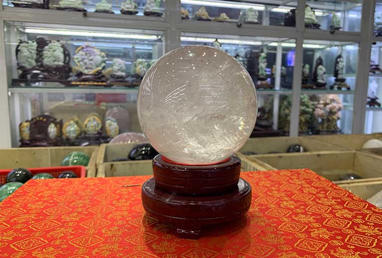 qua cau thach anh trang