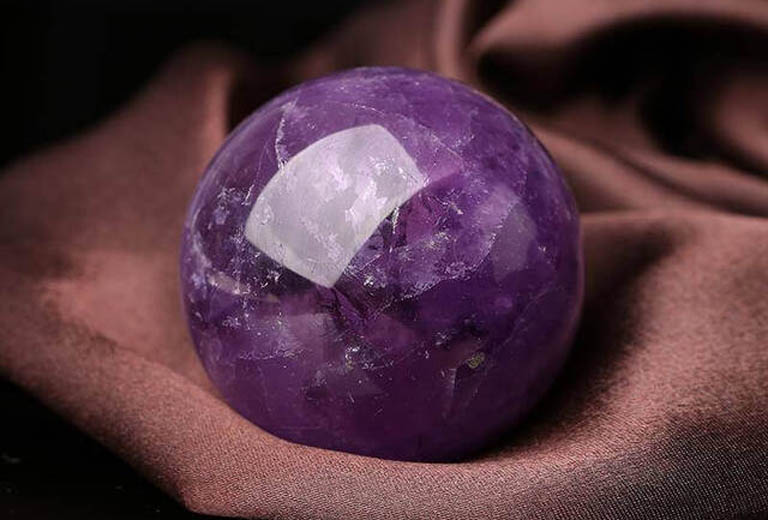 qua cau thach anh tim