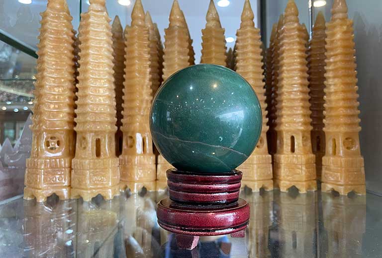 qua cau thach anh xanh la