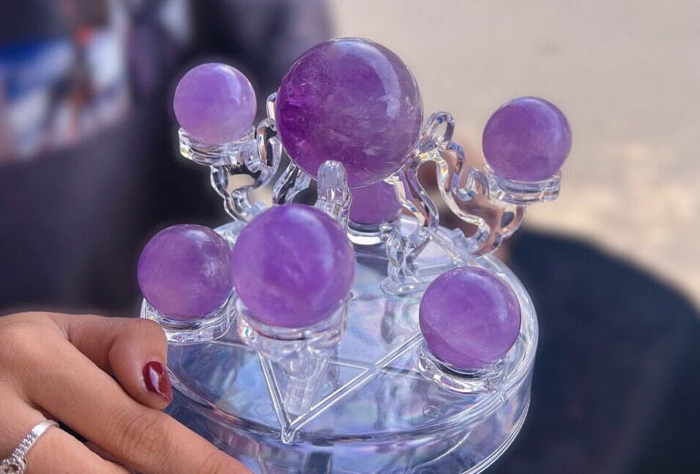 doi net ve qua cau thach anh tim