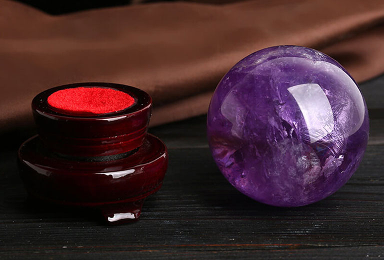 tac dung cua qua cau thach anh tim