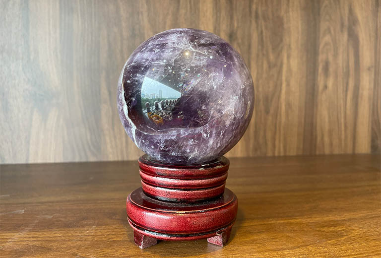 tac dung qua cau thach anh tim